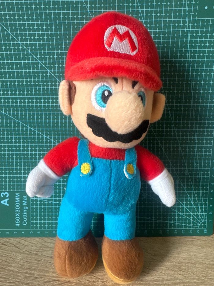Peluche Mario (25 cm)