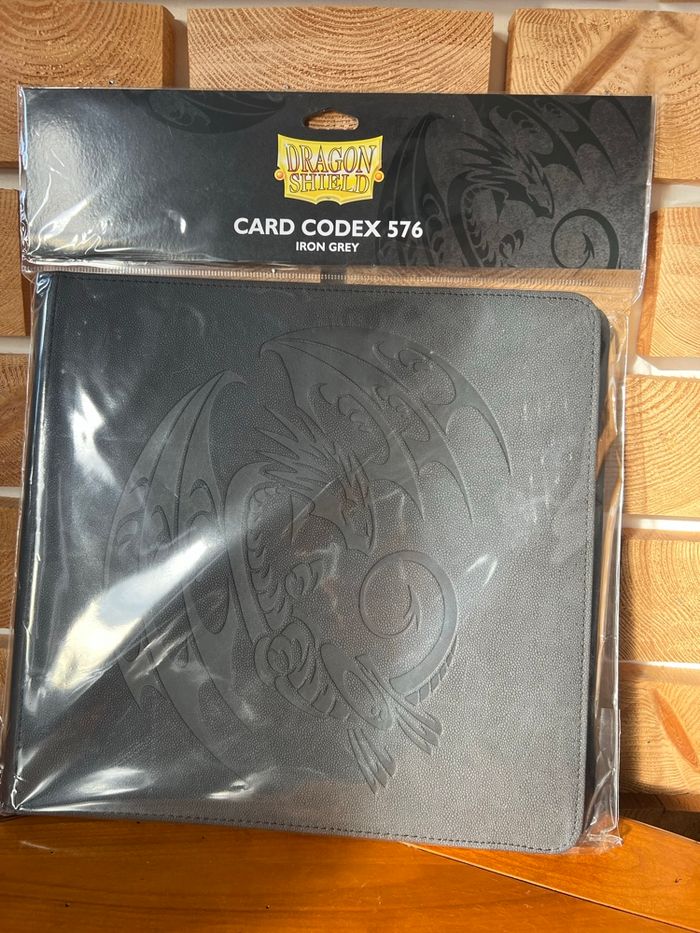 Classeur noir premium 576 Dragon Shield - photo numéro 5