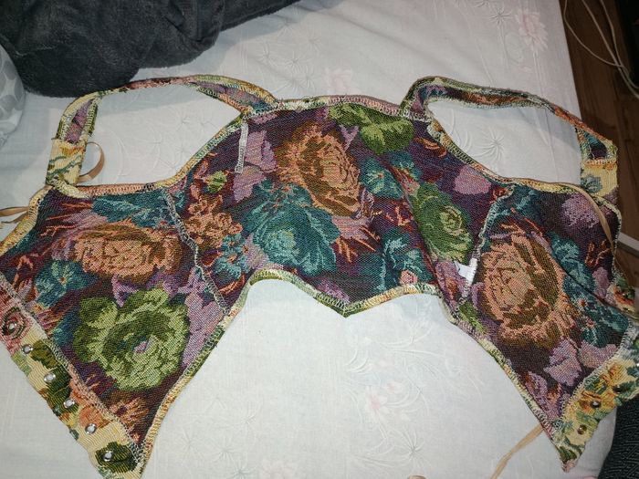 Corset taille S - photo numéro 6