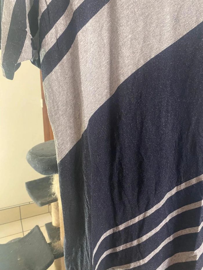 TEE shirt femme à rayure taille 38 très bon etat - photo numéro 2