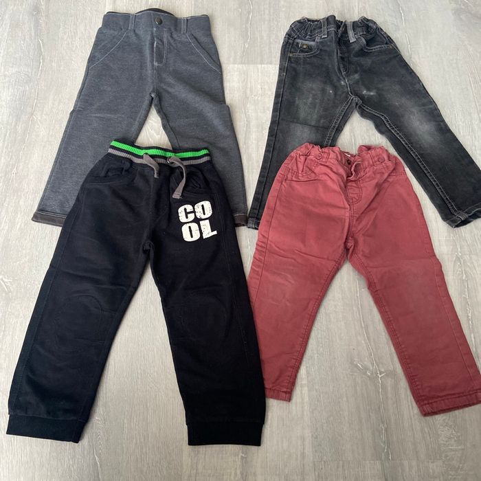4 pantalons