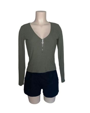 T-shirt 👕 Taille S - style pull fin