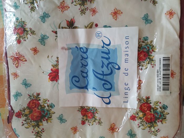 2 galettes de chaises neuf - photo numéro 2