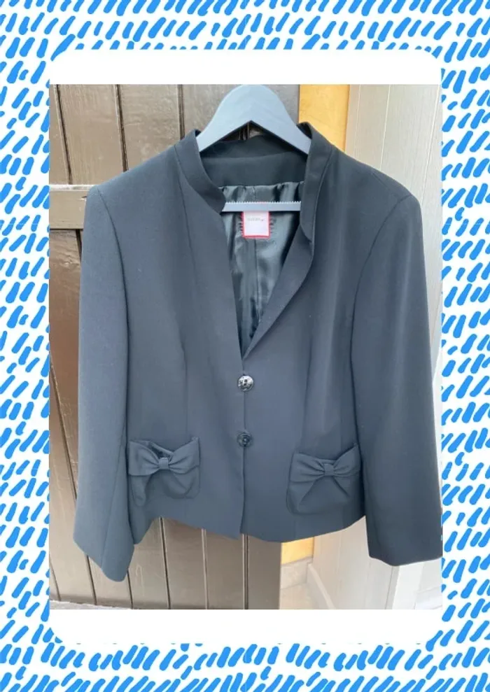Blazer noir avec noeuds costura