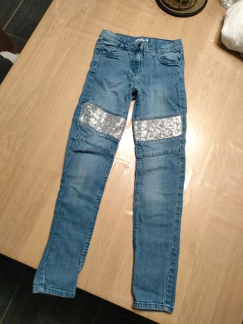Jean à sequins