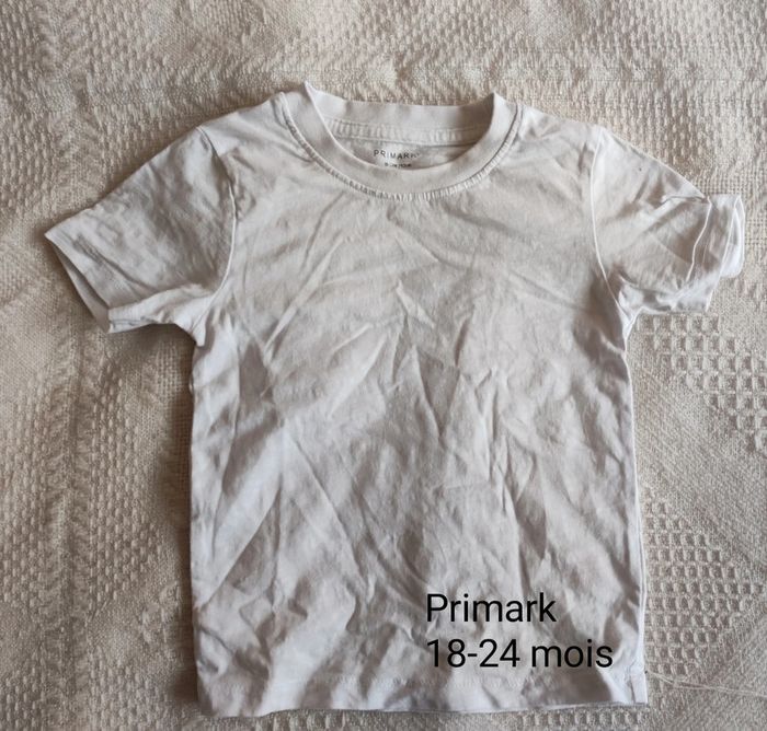 T-shirt Primark 18 24 mois