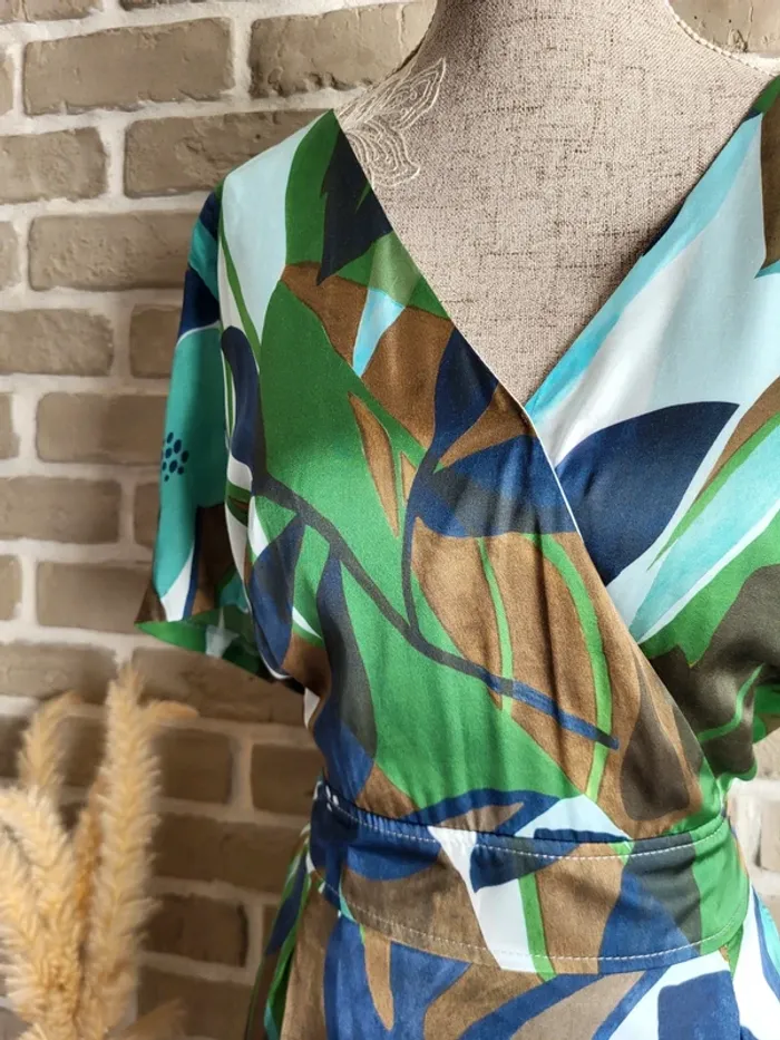 Magnifique robe satinée neuve Marie Méro - photo numéro 7