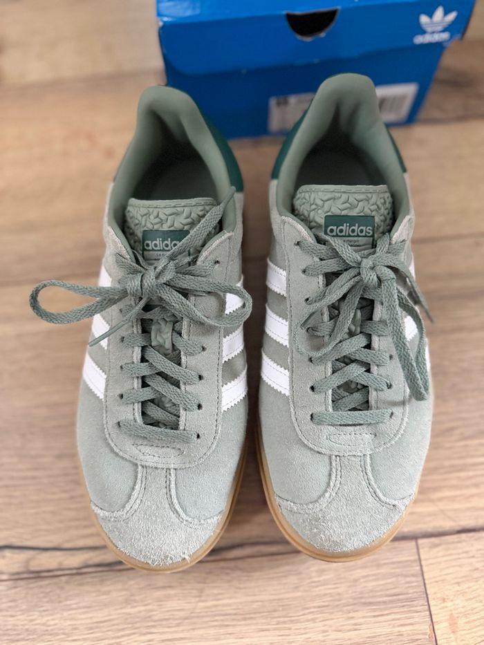 Adidas gazelle Bold kaki - Pointure 38 - photo numéro 2