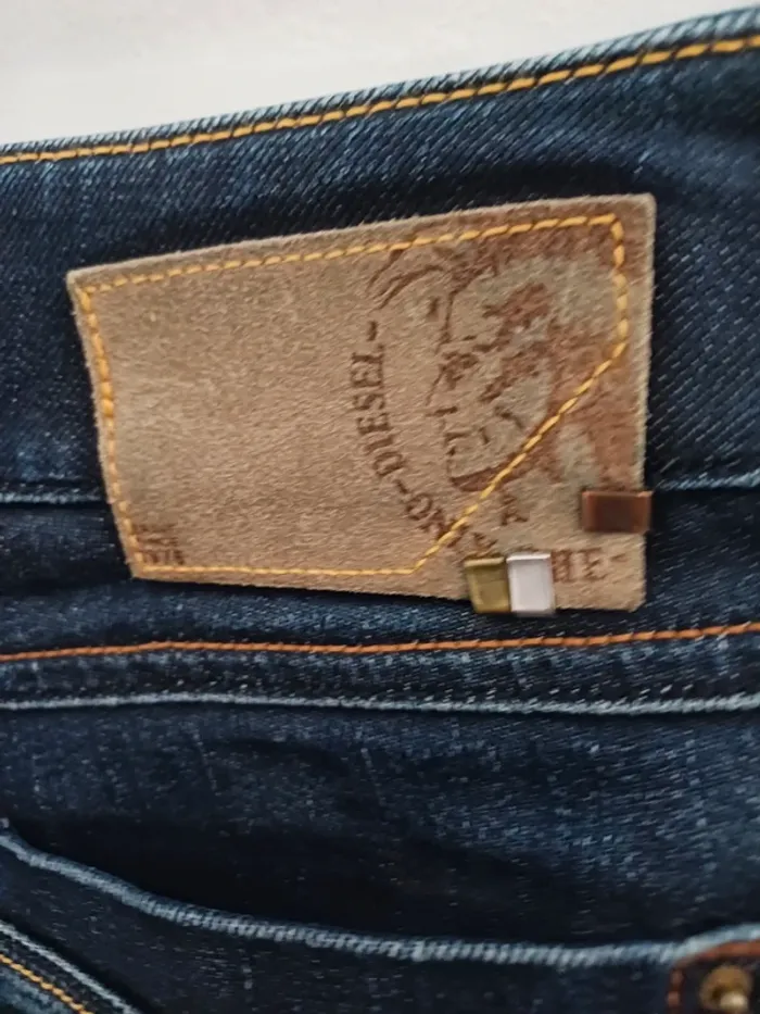 Jeans diesel - photo numéro 7
