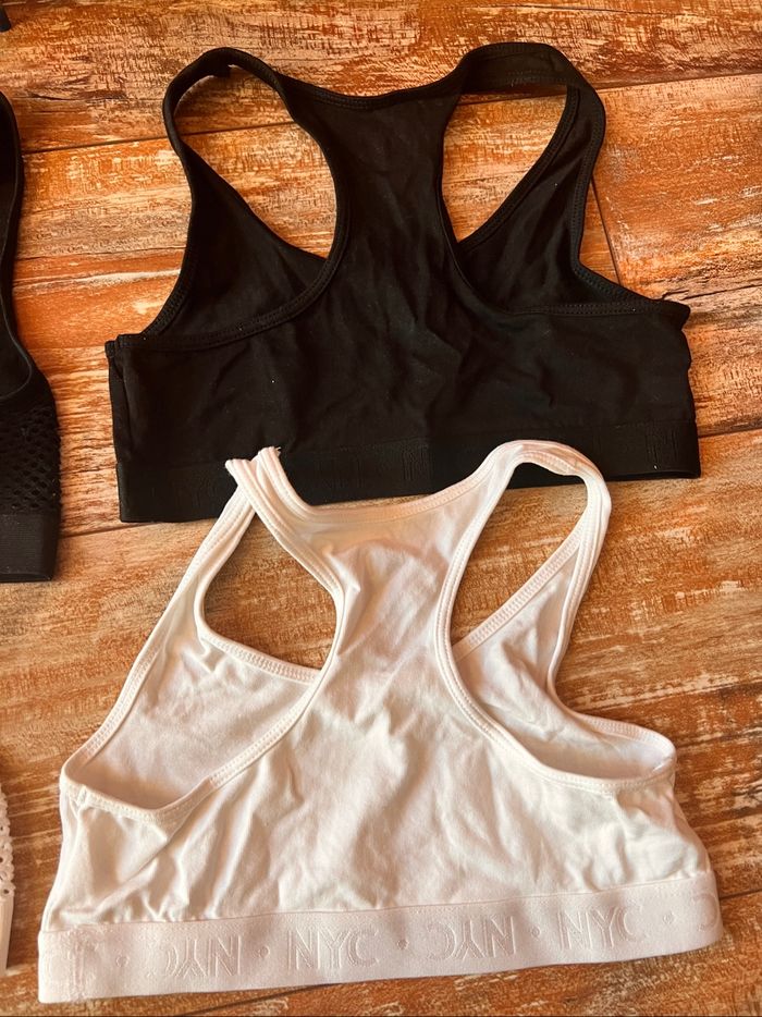 Lot de 4 brassières taille 8-10 ans H&M - photo numéro 3