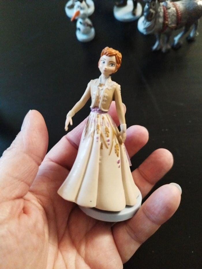 Lot figurines Reines des neiges 2 - photo numéro 4