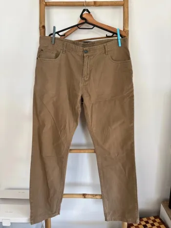 Jean léger marron OWK taille 48