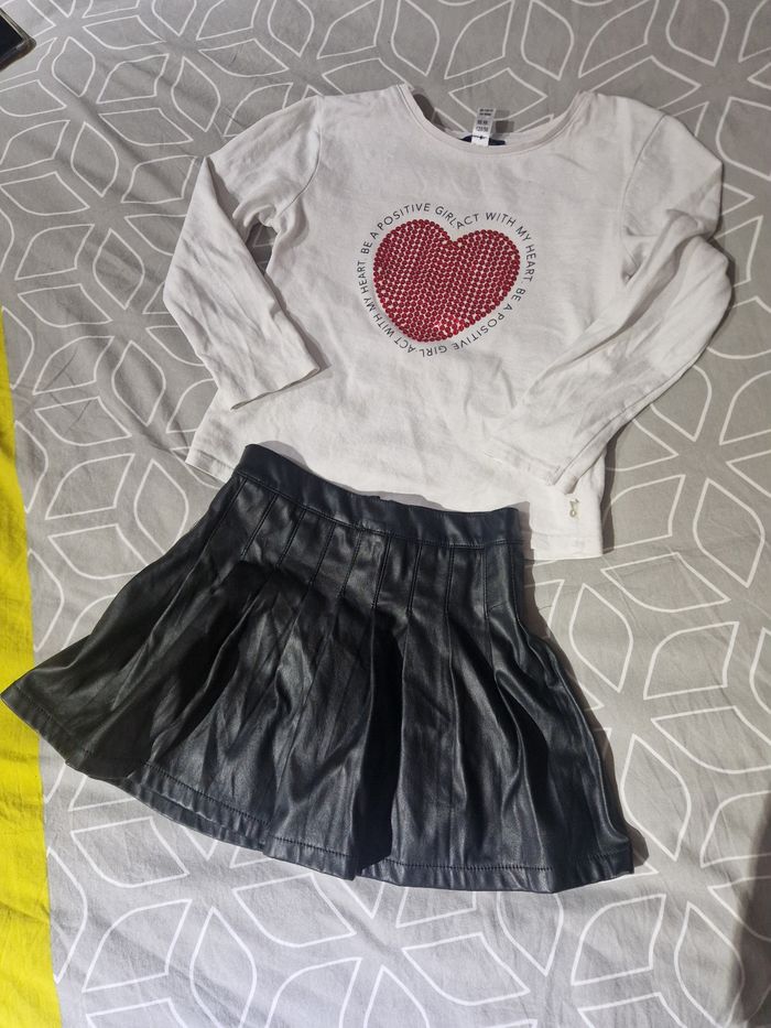 Ensemble jupe + tee-shirt