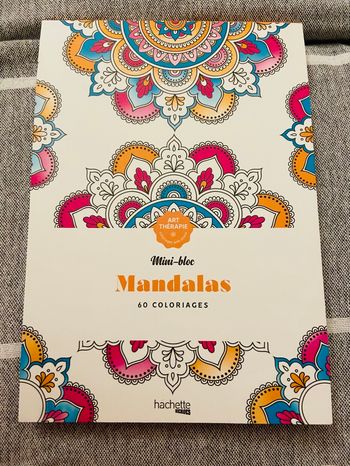 Bloc Mandalas coloriage 