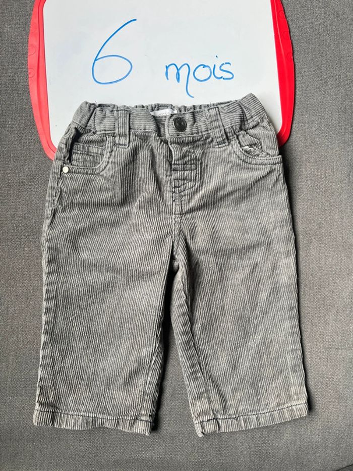 Pantalon en velours côtelé 6 mois