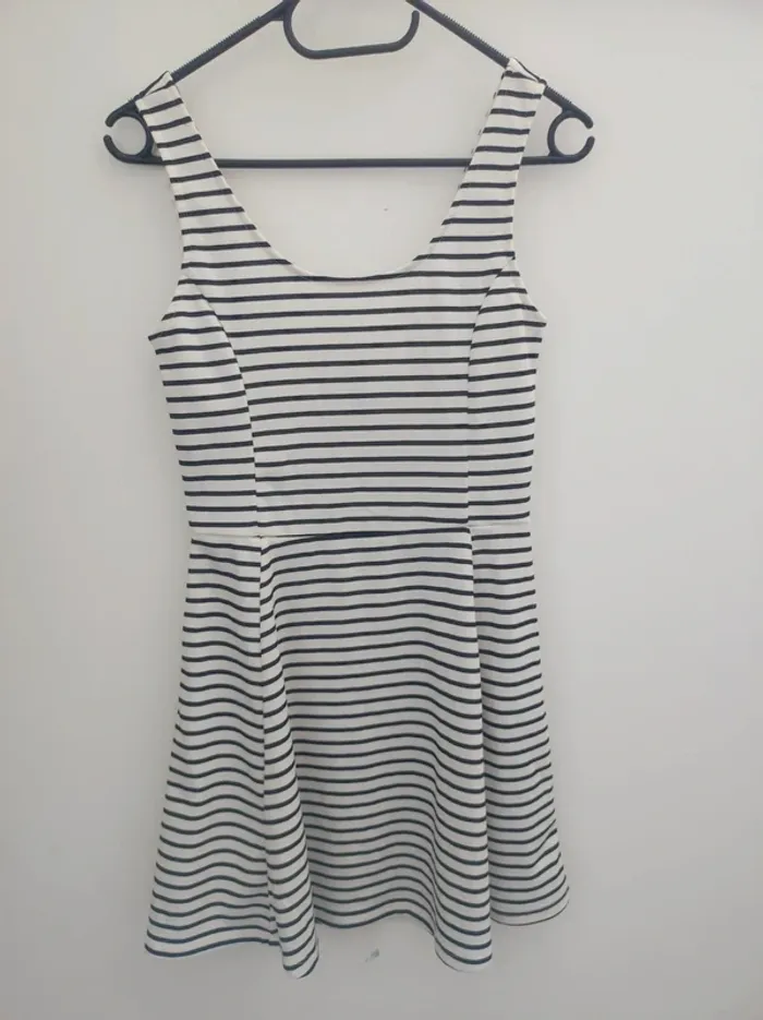 Robe patineuse H&M taille 36