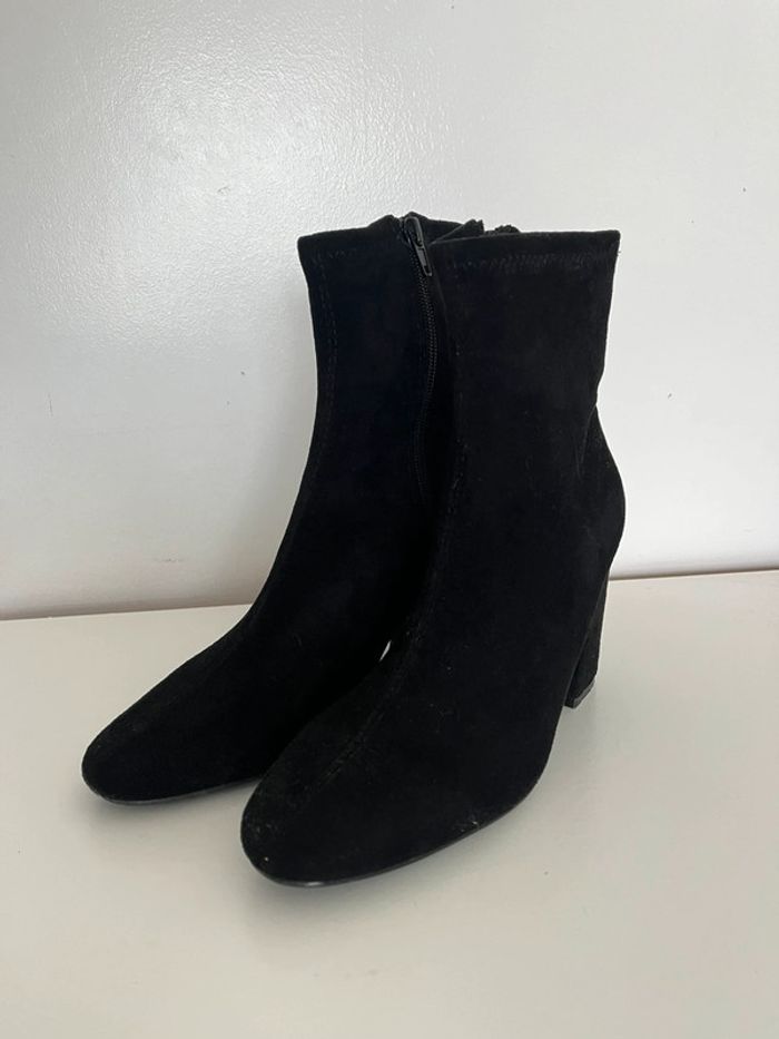 Bottines noires effet daim - photo numéro 2