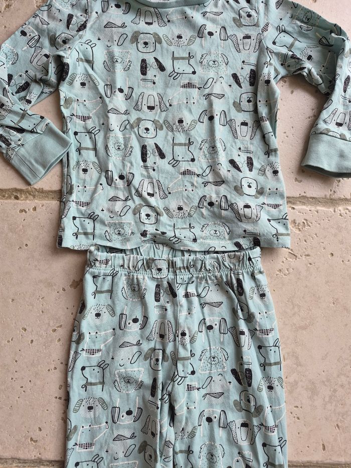 Pyjama fin - photo numéro 2