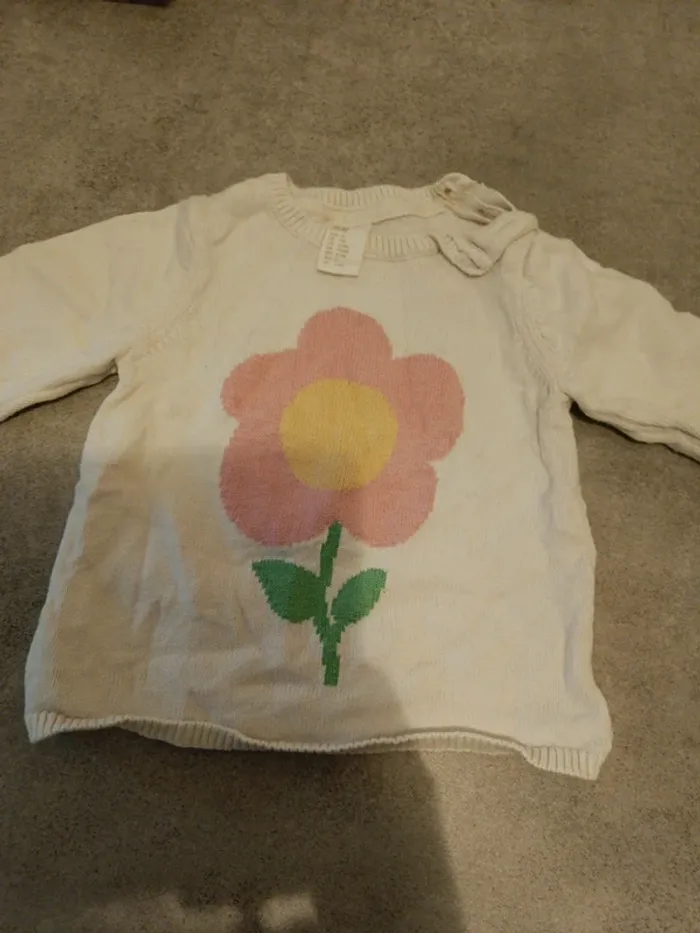 Pull H&M 74cm fleur
