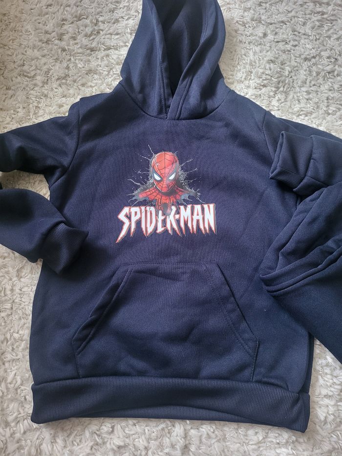 Jogging spiderman - photo numéro 3