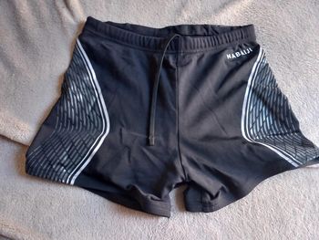 Maillot / Short de Bain Taille 14 ans