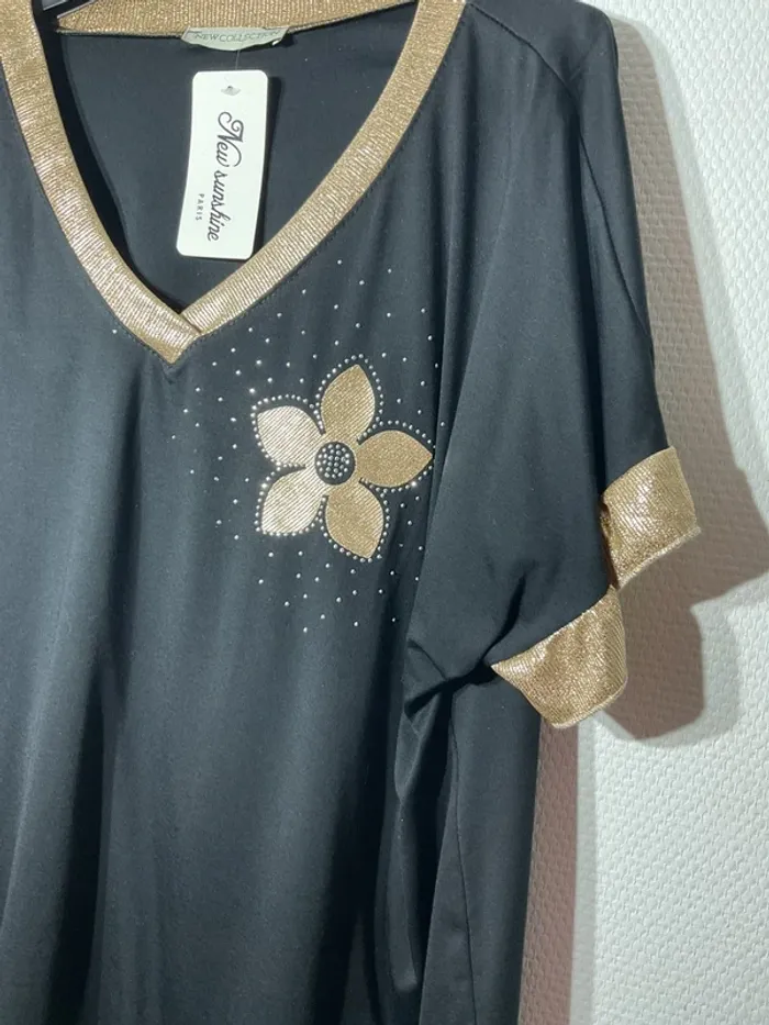 T-shirt « fleurs » femme taille unique (38-44)-new sunshine - neuf avec étiquette - photo numéro 2