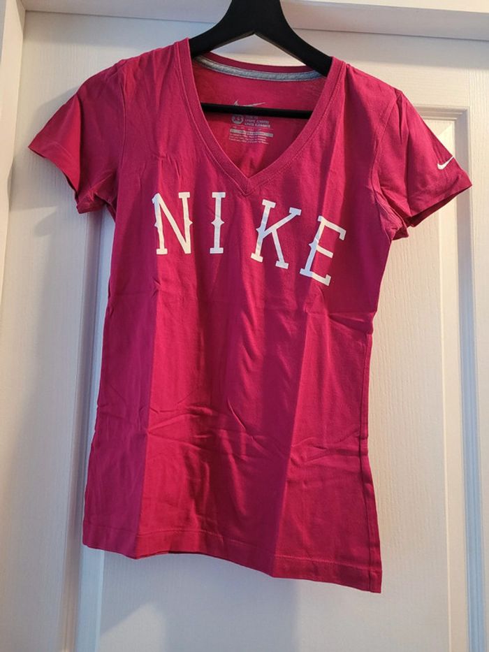 Tee shirt Nike taille XS