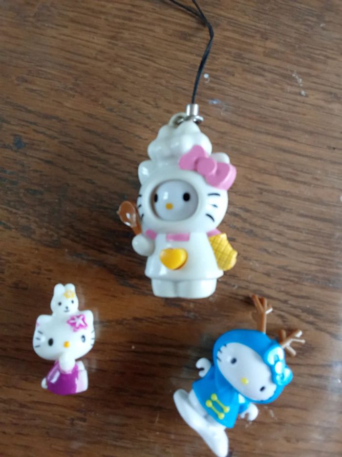 Lot mini figurines hello Kitty - photo numéro 2