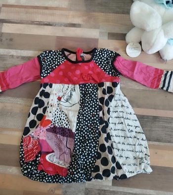 Robe catimini taille 18 mois