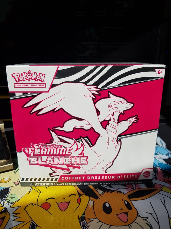 ETB Flamme Blanche Reshiram EV10.5