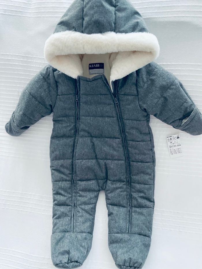 Combinaison gris Kiabi 6 mois - photo numéro 3