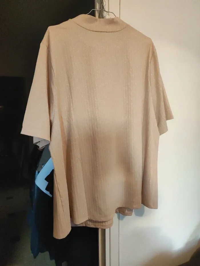 Tee-shirt - photo numéro 3