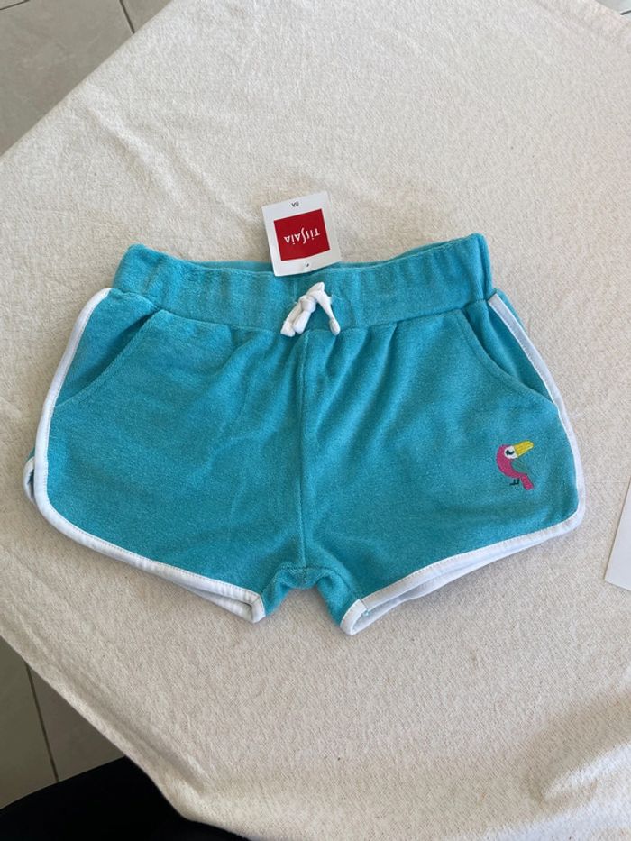 Short, éponge, tissaia 8 ans neuf - photo numéro 2
