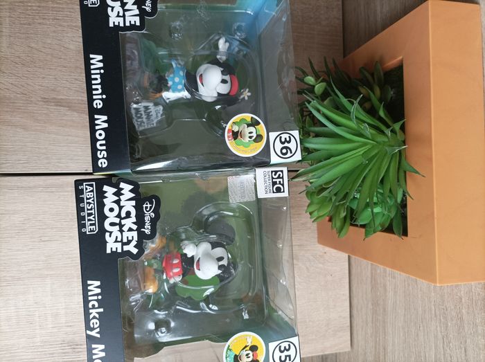 Lot 2 figurines Mickey et Minnie mouse Disney abystyle - photo numéro 3