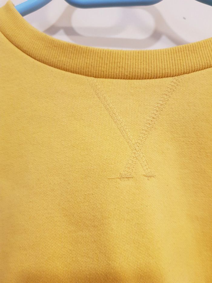 Sweat jaune crop top - photo numéro 4