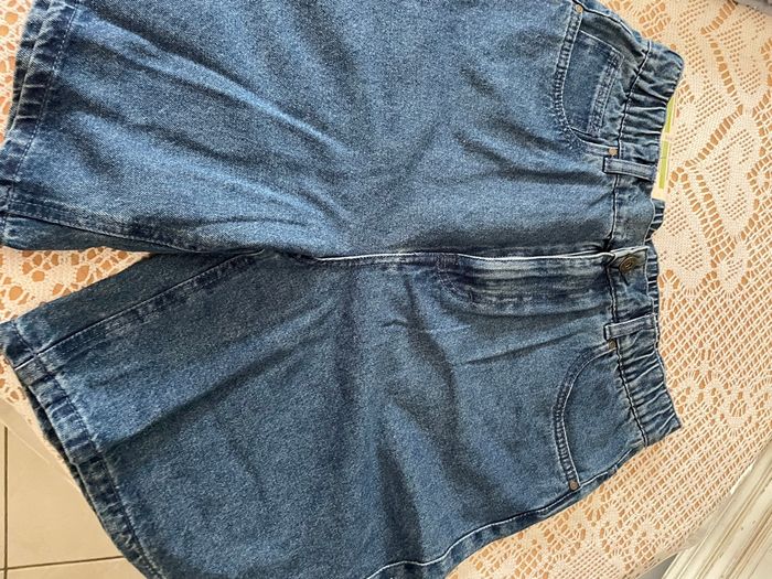 Short Jean femme taille 42 neuf - photo numéro 3