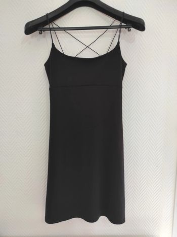 Robe noire fine bretelles 38