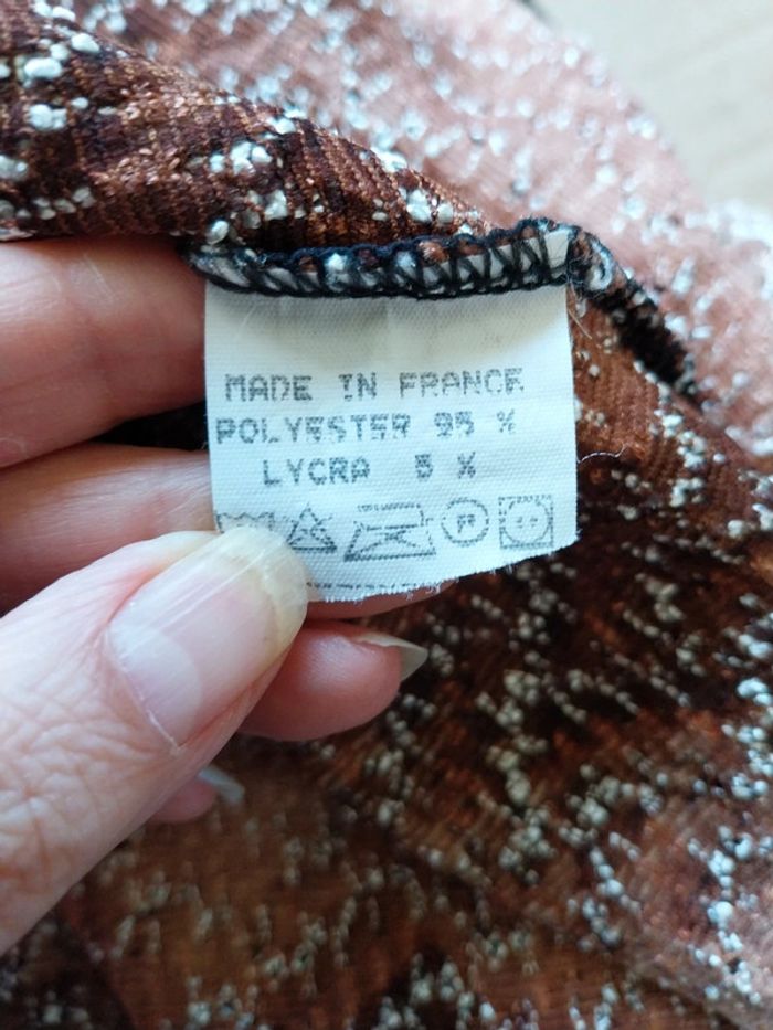 Superbe tee shirt Taille 46 - photo numéro 5