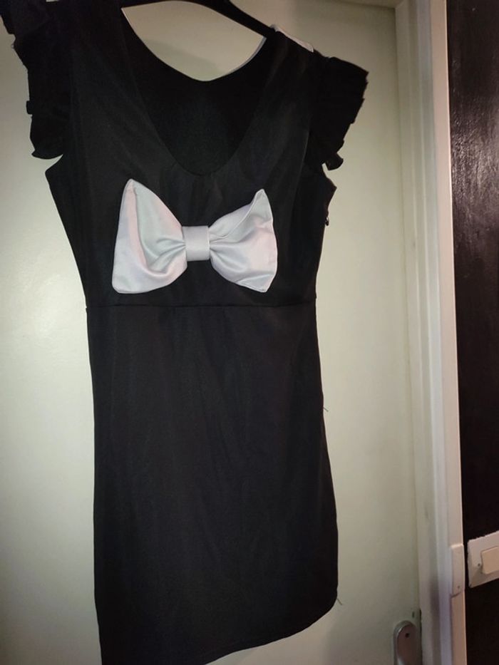 Petite robe noire - photo numéro 2