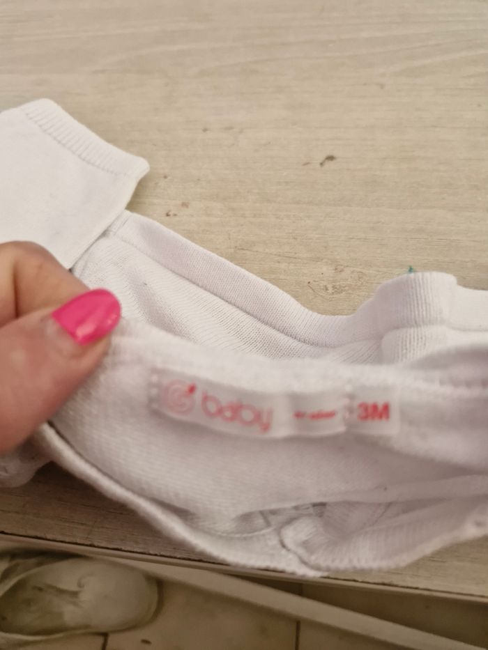 Gilet taille 3 mois - photo numéro 3