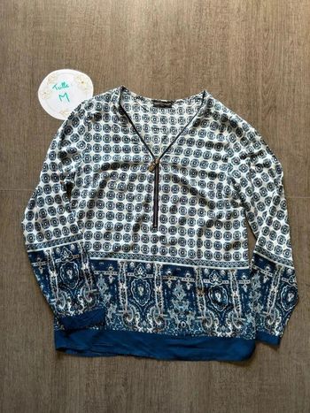 Blouse décolleté V ajustable imprimé