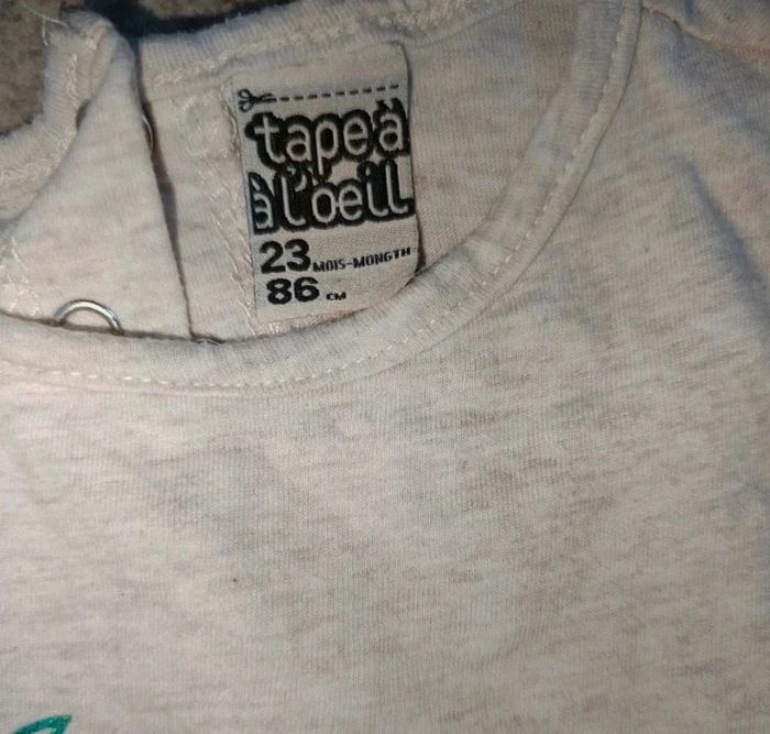 🫶 Tshirt tape a l'oeil taille 23 mois 🩷 - photo numéro 3