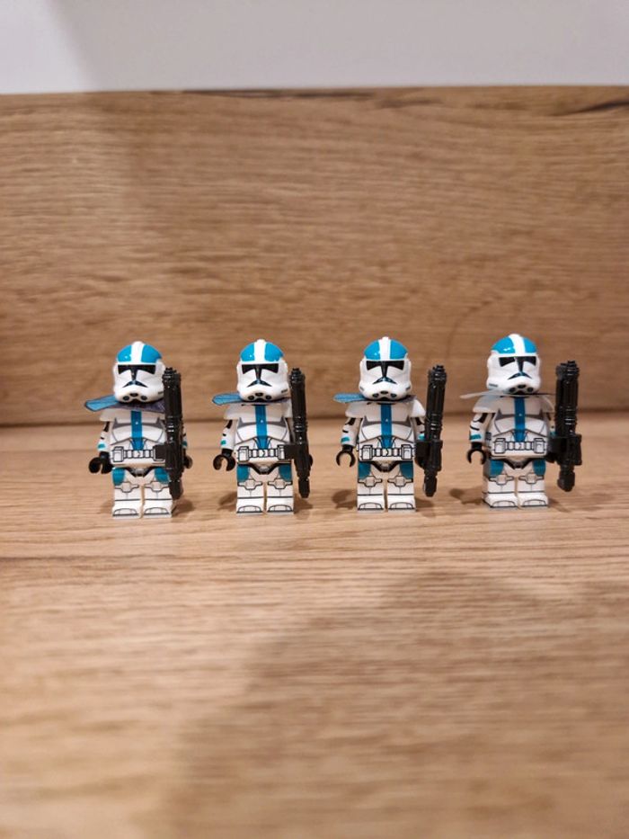 Figurines type lego 4 clones vert star wars