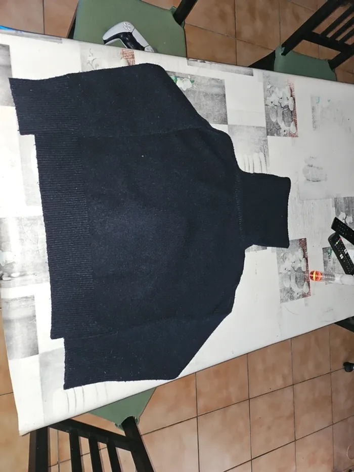 Pull col roulé Suncoo taille S - photo numéro 2