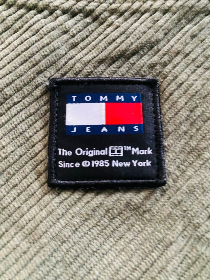 Chemise Tommy Hilfiger Velours Côtelé Kaki XS - Patch 1985 - Logo Tommy Jeans - photo numéro 2