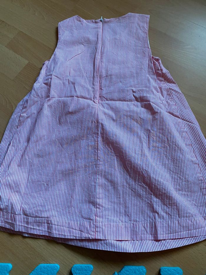 Robe Okaidi Taille 6 ans - photo numéro 2