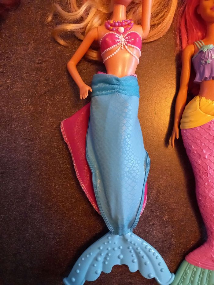 Lot barbies sirènes - photo numéro 3