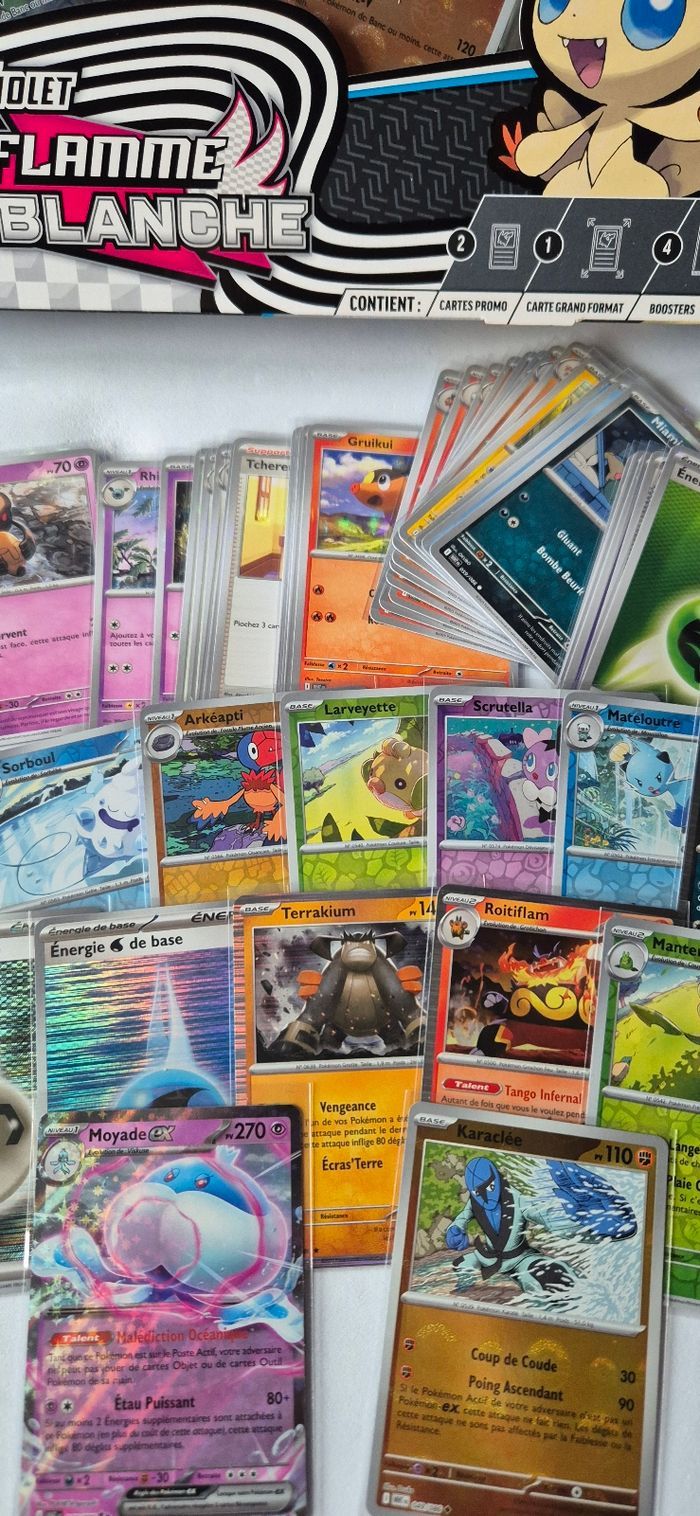 Pokémon masterball pokeball reverse me01 me02 ev10.5 victini ( sortie de boosters et ETB ) - photo numéro 6