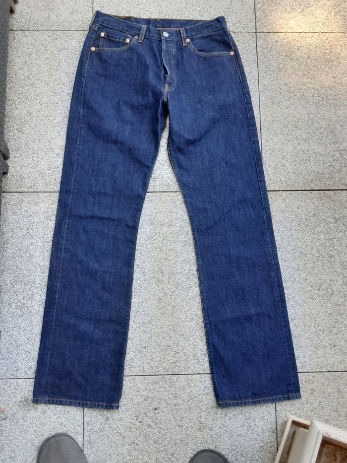 Pantalon jean marque Levi s strauss 501 taille w 33 l 34 fermeture bouton - photo numéro 6
