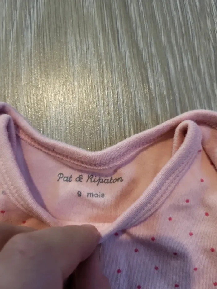 Lot 2 body 9 mois - photo numéro 9